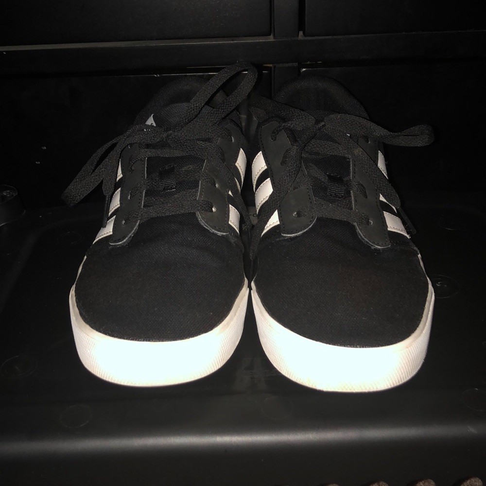 Adidas - Picture 2 of 4